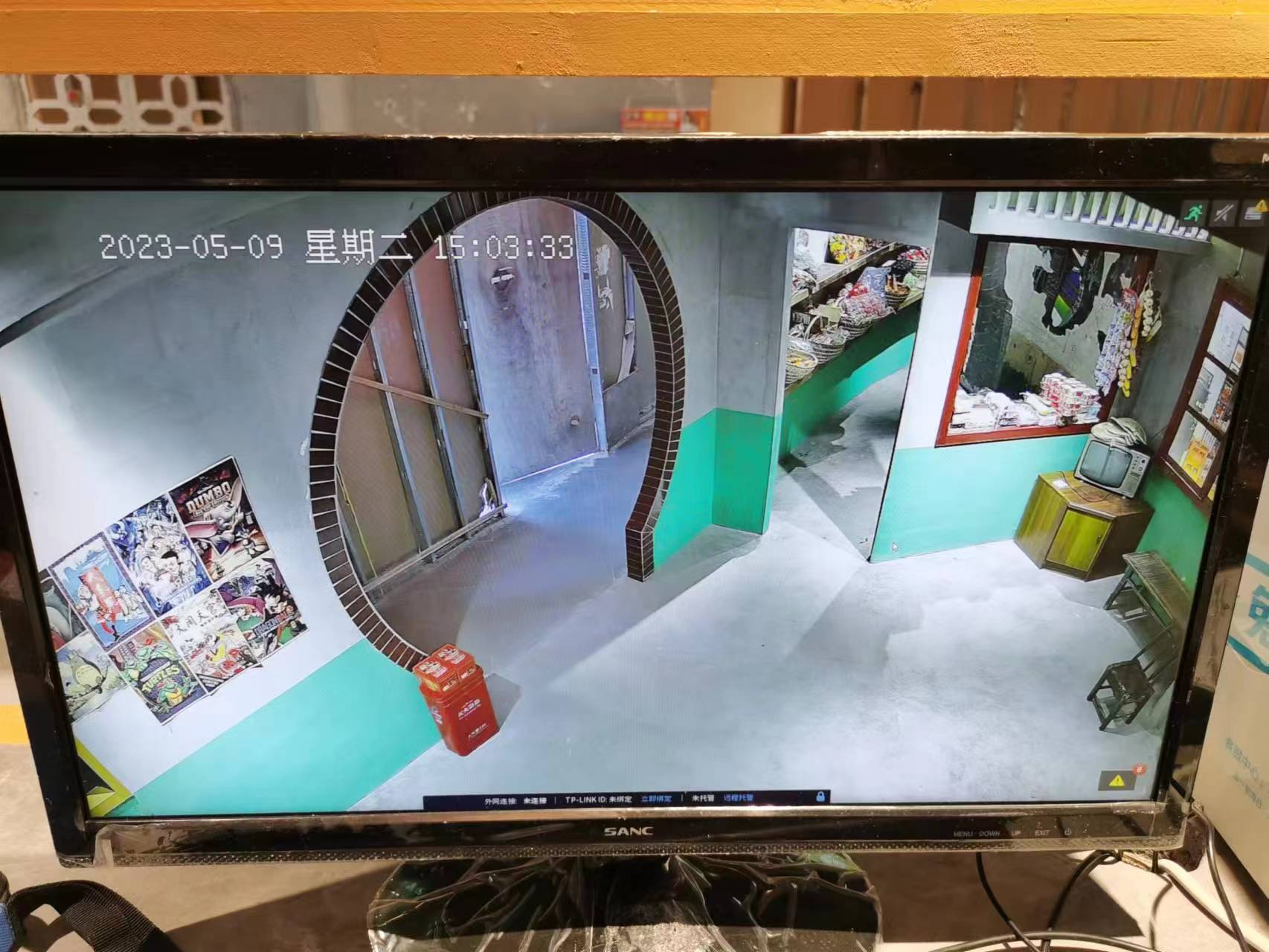 监控显示器高清图 监控显示器高清图